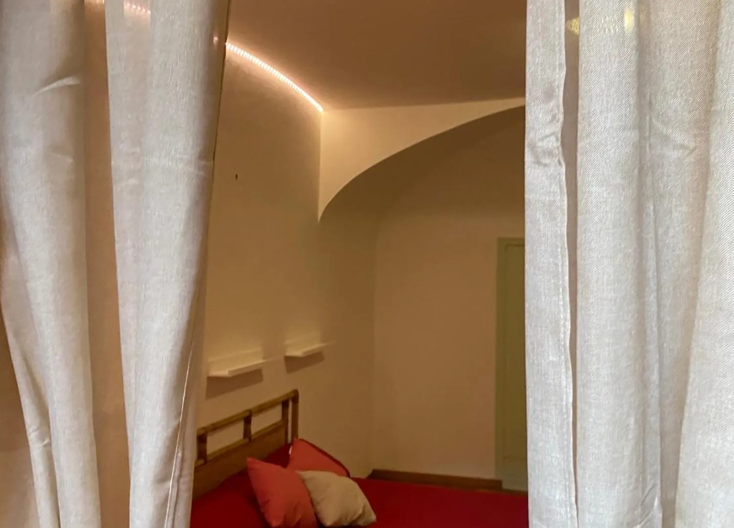 Apartment Al Colosseo Appartamento Vintage Rome Italy